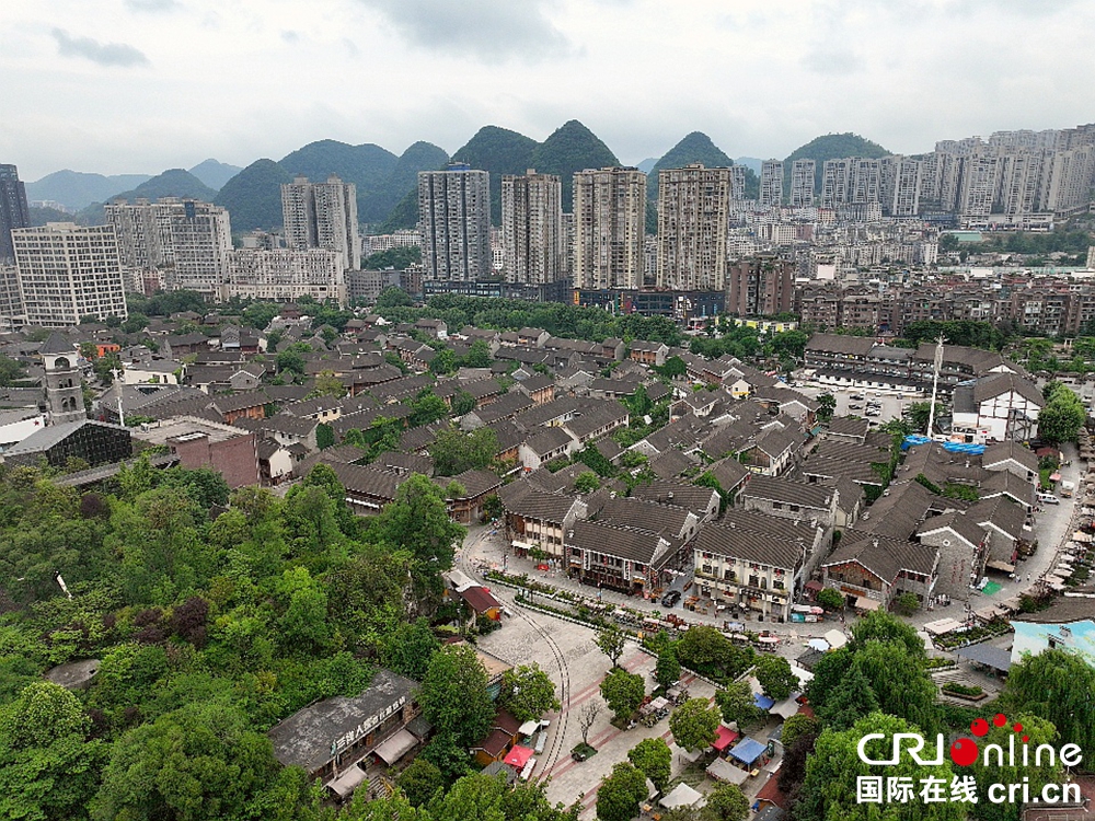 贵州钟山：荷城美景让外地游客流连忘返_fororder_图片5