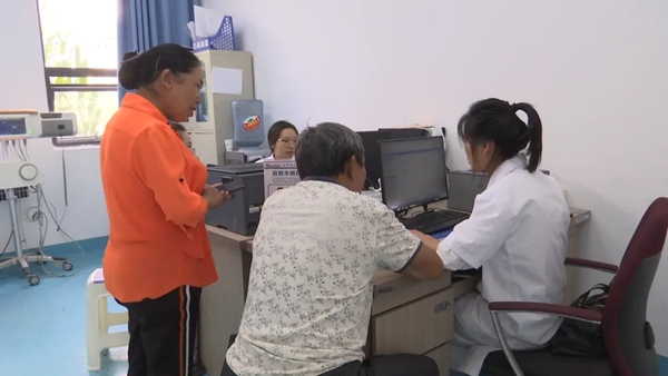 贵州六盘水钟山区：山海相连共绘振兴图_fororder_1