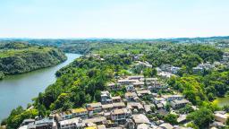 当海峡两岸暨港澳地区艺术论坛邂逅多彩贵州：一场穿越时空的文化对话