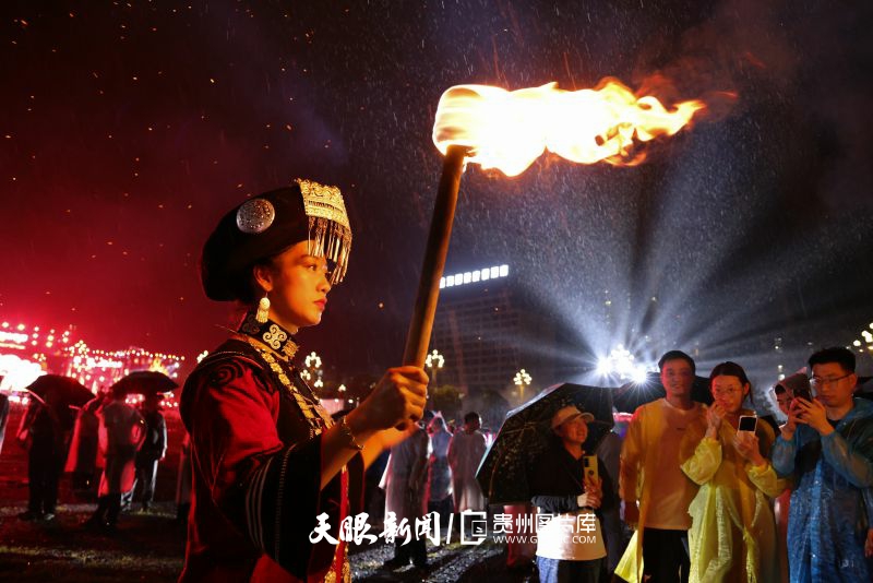 惊艳！贵州民俗文化火爆出圈，非遗瑰宝化身流量密码