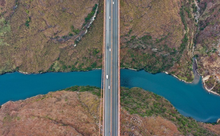 贵州桥：跨越山川的美丽画卷