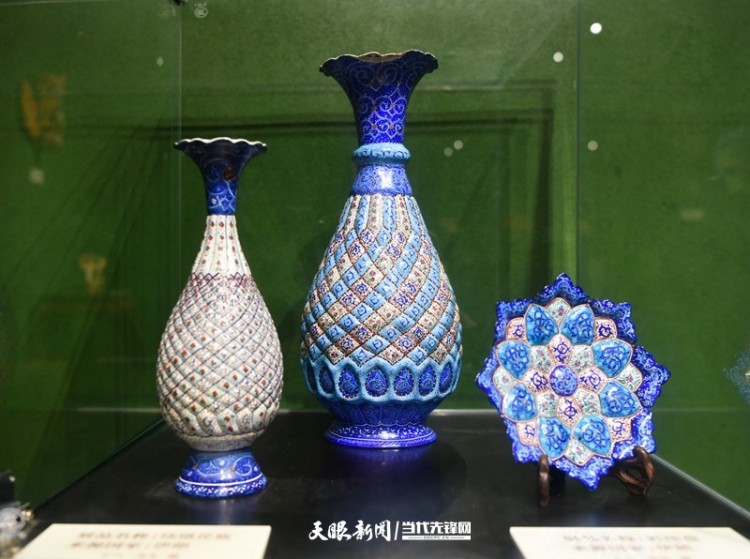 “一带一路”民族工艺展亮相贵阳