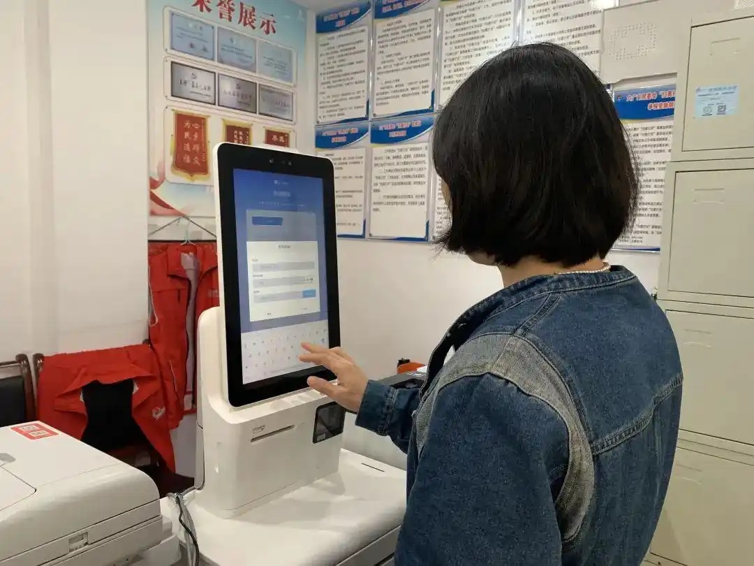 【2025数博会】&ldquo;机房&rdquo;跃迁&ldquo;数谷&rdquo; ！贵阳贵安遨游数字&ldquo;蓝海&rdquo;赋能智慧未来