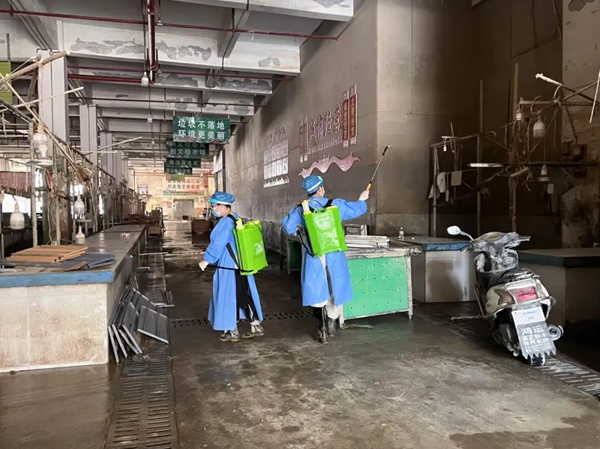 贵州受灾地区迅速开展灾后重建工作 群众生产生活秩序有序恢复_fororder_640 (6)