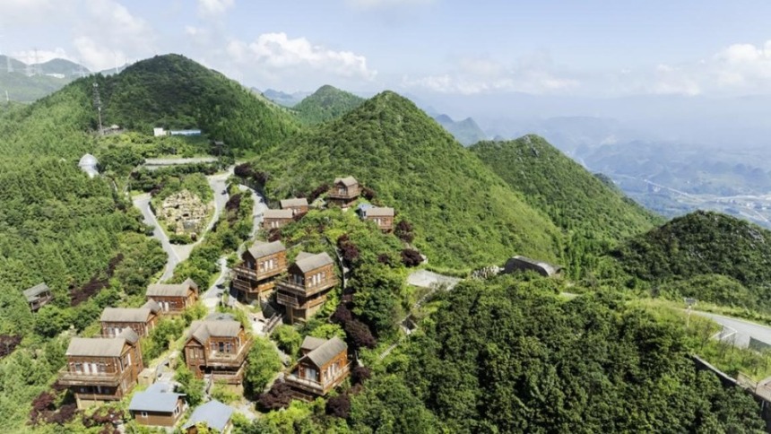 贵州六盘水：梅花山上好风光