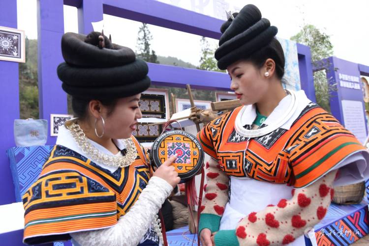 精彩来袭！第十五届青林苗族芦笙舞艺术节在六盘水钟山区海发村启幕_fororder_88888