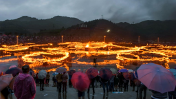 贵州水城：清凉火把季，最炫民族风