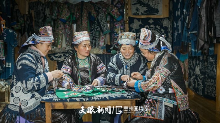 惊艳！贵州民俗文化火爆出圈，非遗瑰宝化身流量密码