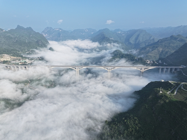 纳晴高速六枝段通车 贵州六枝特区迈入&ldquo;高速联网&rdquo;新时代_fororder_图片4