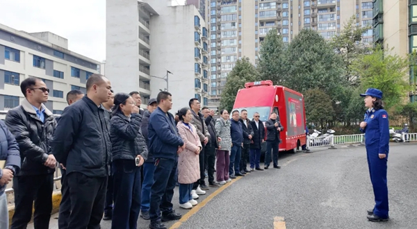 贵阳市白云区消防救援局召开高层建筑火灾现场警示会_fororder_1_副本