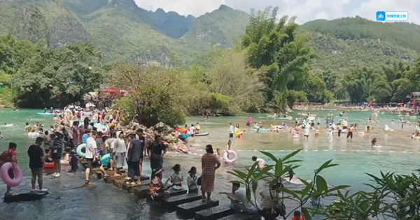 贵州罗甸：“以水为媒”点燃暑期旅游热_fororder_大小井省级风景名胜区一角