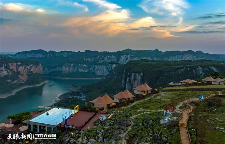一路繁花向春山|写在第二十届贵州旅发大会开幕之际