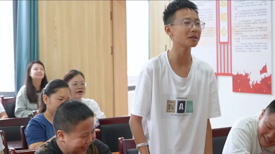 书香贵阳入乡村 农家书屋童趣多