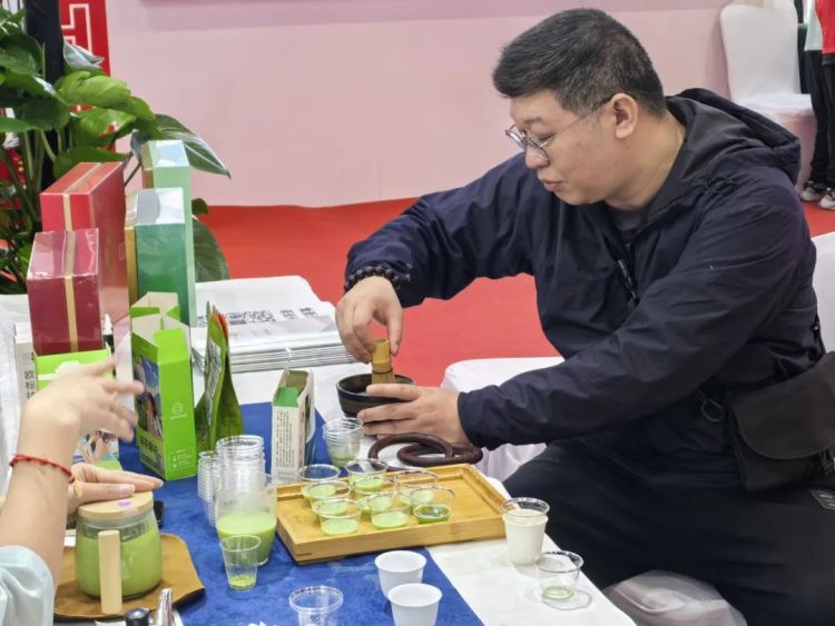 意向订单突破6800万元！贵州绿茶“闪耀”2025北京国际茶业展