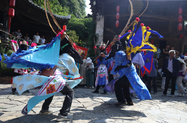 穿越六百年 地戏活化石安顺屯堡上演新精彩