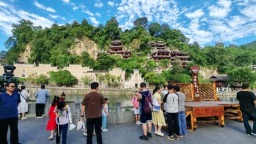 名城镇远旅游法治服务工作站交出“护游”答卷