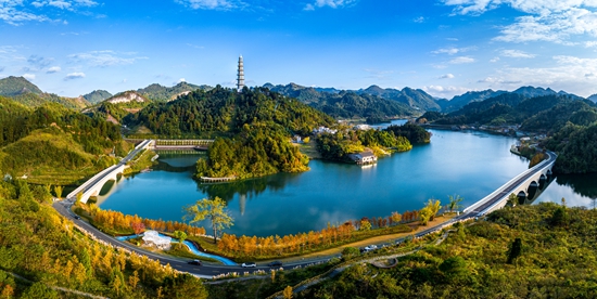贵州都匀精心打造七大入夏清凉消费场景 邀八方来客“清凉玩一夏”_fororder_贵州绿博园 赵匀川 摄