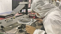 硬科技破局 软消费赋能 ——贵阳市南明区“一主一特”双轮驱动推动工业产业结构优化升级
