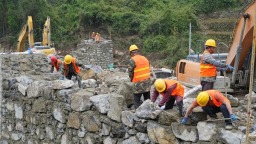 贵州仁怀：S208火石互通至三合公路建设正酣
