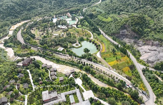 六盘水市六枝特区落别乡：多元避暑场景引客来 “凉资源”转化为“热经济”_fororder_640