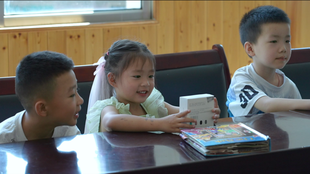 书香贵阳入乡村 农家书屋童趣多
