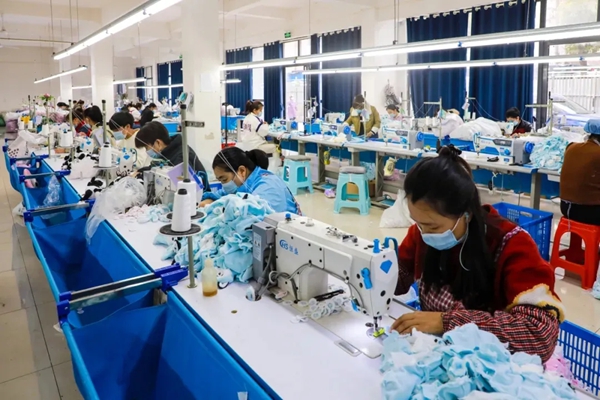 贵州都匀:织密民生保障网,托起群众“稳稳的幸福” 贵州都匀:织密民生保障网,托起群众“稳稳的幸福”_fororder_2