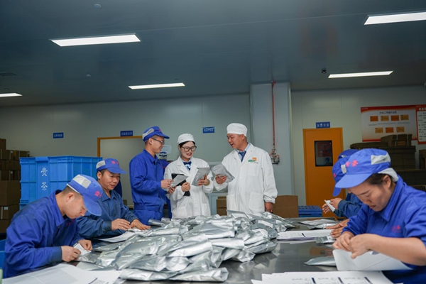 金融活水润沃野 邮储力量绘丰收 贵州田野上的金融对话纪实_fororder_图片6