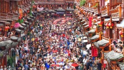 贵州都匀：文化“活”起来 旅游“火”起来 体育“动”起来