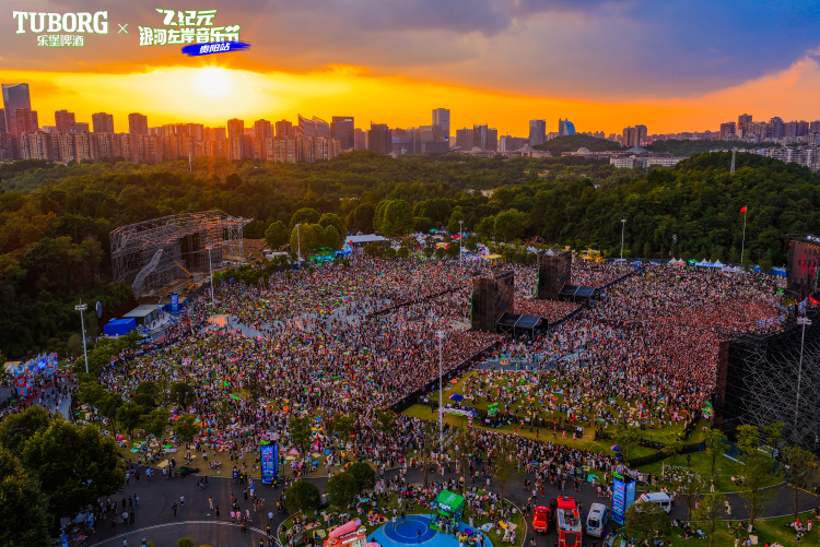 不设围墙的音乐会！贵阳用五台钢琴、一场5亿狂欢重新定义“城市BGM”