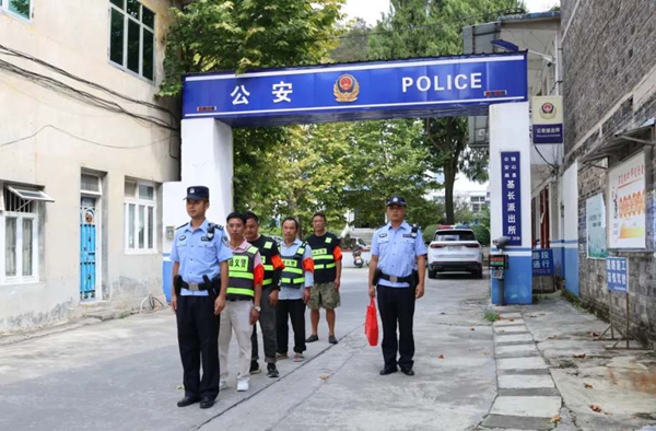 贵州独山：基长“小义警”撑起基层“大平安”_fororder_1_副本