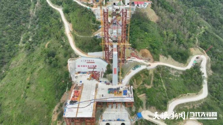 黄百铁路贵州段火力全开！赋能西部陆海新通道建设