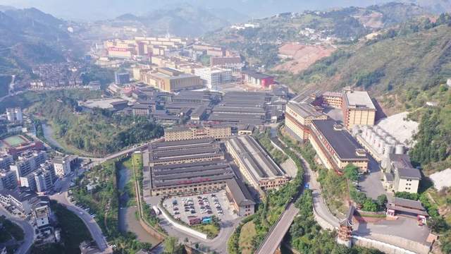 酱酒调整周期，遵义“白酒军团”如何破局？