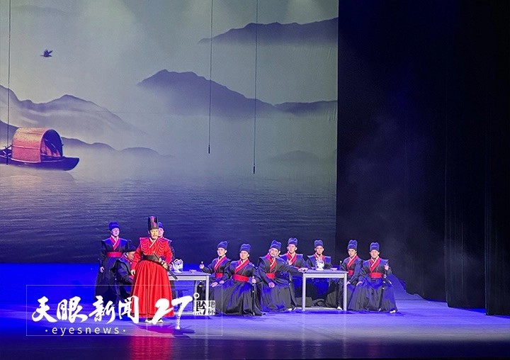 会演191场，覆盖游客观众超39万｜贵州省第八届少数民族文艺点亮文旅融合舞台_fororder_dD0xNzYxMDM0ODE2X3I9YzBlNDNkNDRfdz03MjBfcT0xMDBfZT1qcGc=