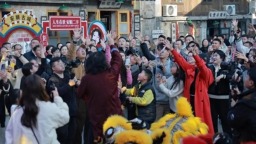 “五一”假期 贵州安顺古城游客量达64万人次