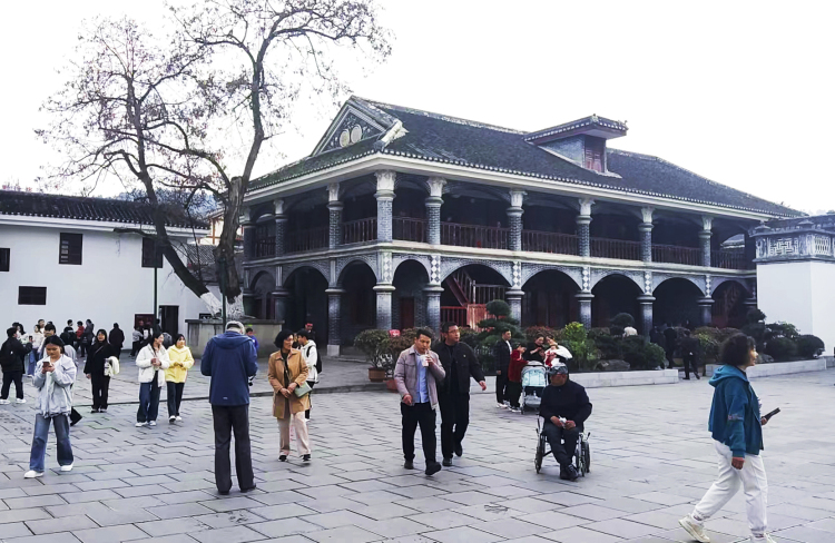 清明假期，遵义接待游客近360万人次_fororder_微信图片_20250408092234