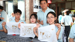 手作传古韵 友谊跨山海：中越青年共绘贵州非遗新风采