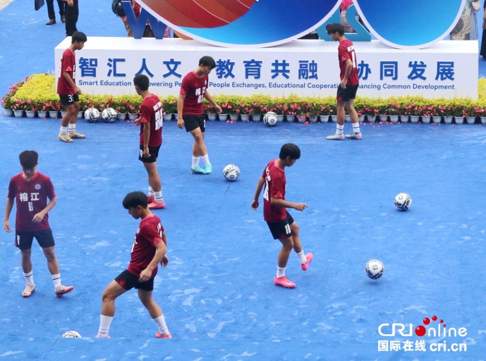 一分钟、一组图带你回顾2025中国—东盟教育交流周精彩瞬间_fororder_IMG_5666.JPG