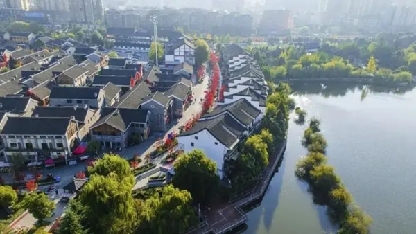 “六马”十年，一条清凉赛道绘就的城市变迁长卷_fororder_4