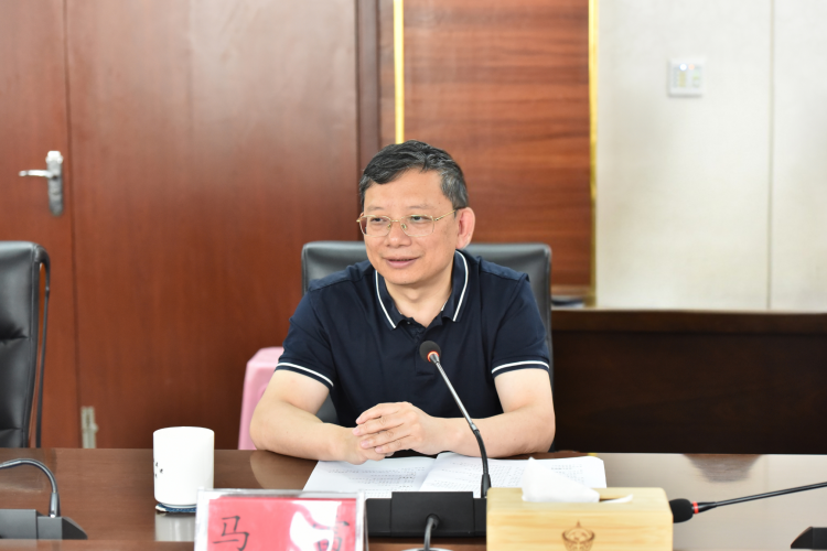 贵州省体育局与中国足球发展基金会、榕江县签订战略合作协议