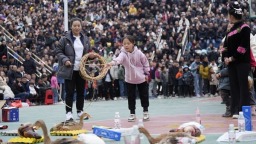 球场之外 贵州“村BA”与第十二届世界旅游经济论坛的一次对话