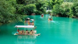 一路向南 到贵州罗甸赴一场春天里的“夏日狂欢”