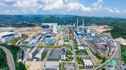 六盘水市六枝特区路喜园区：一路向“新” “绿”动未来