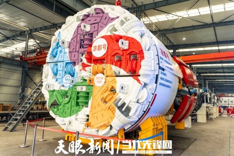 大抓产业 提质增量！产业新势力加速“黔行”