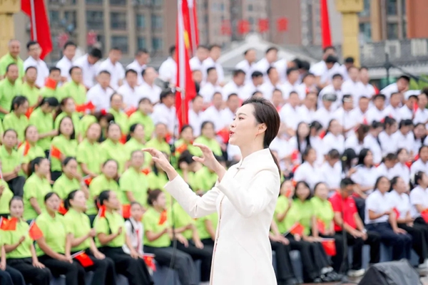 贵州仁怀“歌唱祖国·酒都欢歌”经典歌曲人人唱活动举行_fororder_3