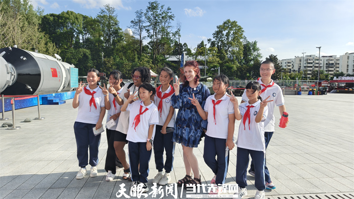 山水秘境·多彩黔行｜36位“国际文旅体验官”齐聚贵州 引爆“China Travel”旅游新热点