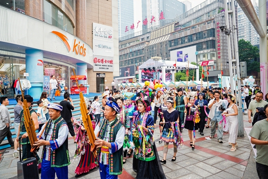 “跟我趣都匀”城市推荐活动走进重庆_fororder_DSC09029-opq3650180869