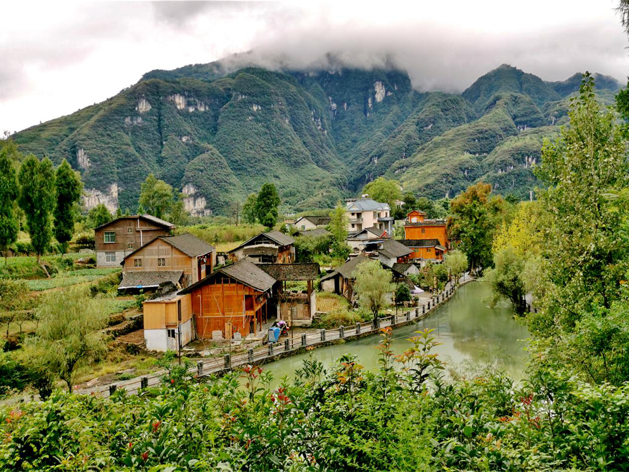 从梵净山到云舍村、瑶山古寨：贵州全域旅游&ldquo;接招&rdquo;泼天流量，绘就多彩新画卷