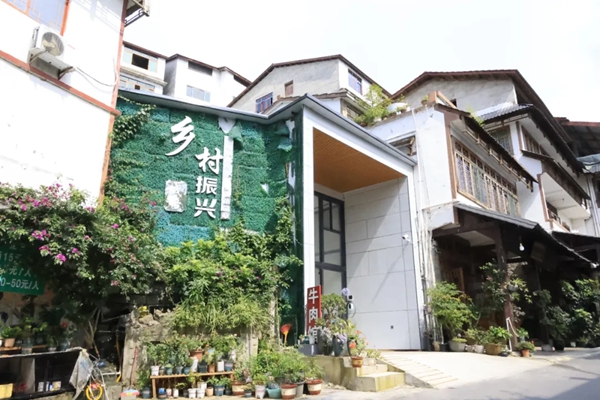 贵州黄果树旅游区龙潭村：以旅游为笔镌写乡村振兴新华章_fororder_640