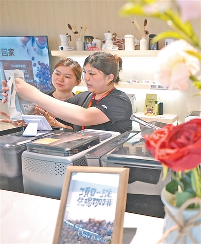 线上品牌发力线下开店