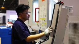 替工厂“动脑筋” AI让工业互联更智能